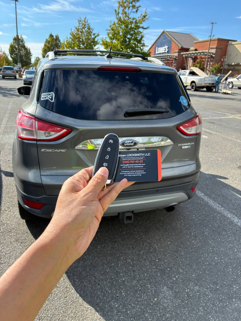 Car Lockout Service in Snohomish, WA — Ford Escape entry assistance near Eastmont, WA
